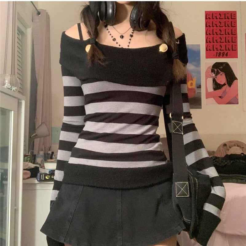 mvrsgreen alt black girl going out?classic style women edgy style church outfit brunch outfit cute spring outfitsHarajuku Retro Striped Print Grunge Tshirts Slash Neck Buttons Autumn Vintage Tops Tees Aesthetic Chic Cute Slim Fit Outfits