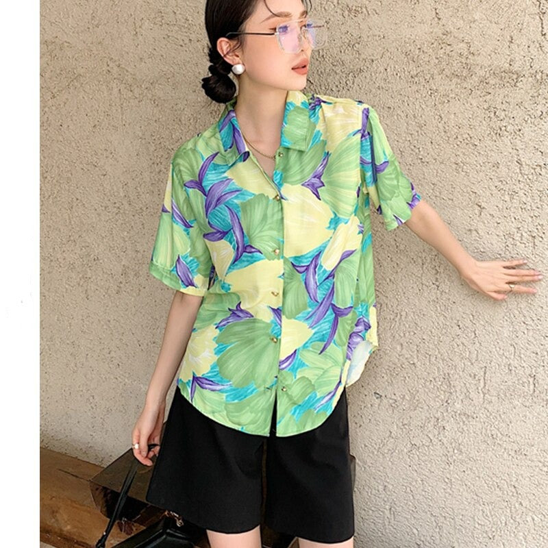 mvrsgreen alt black girl going out?classic style women edgy style church outfit brunch outfit cute spring outfits Green Floral Shirt For Women Short Sleeve Hawaiian Button Up Collared Shirt Loose Summer Top And Blouses Fashion