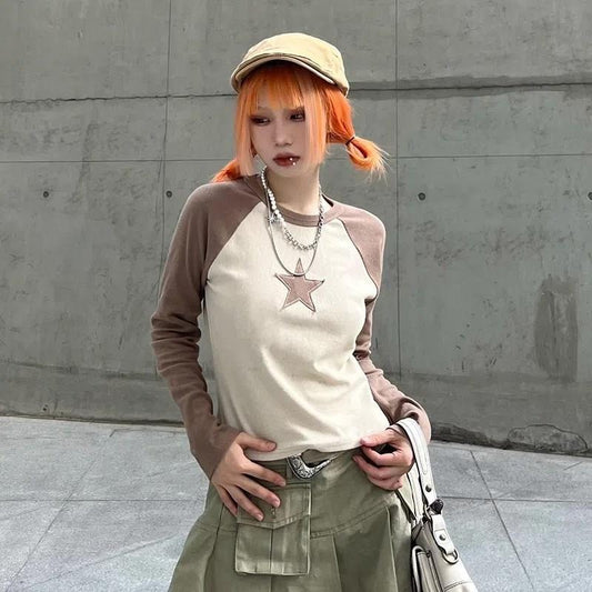 mvrsgreen comfy school outfits Y2g Autumn Casual Star Patch Street Personality Top Contrast Color Long Sleeve Women's T-shirt