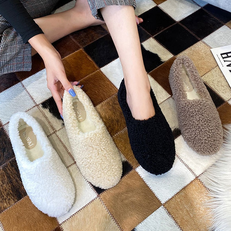 mvrsgreen Winter Luxury Lambwool Moccasins Femme Cotton Shoes New Women Warm Plush Loafers Curly Sheep Fur Flats Woman Shoes Slippers