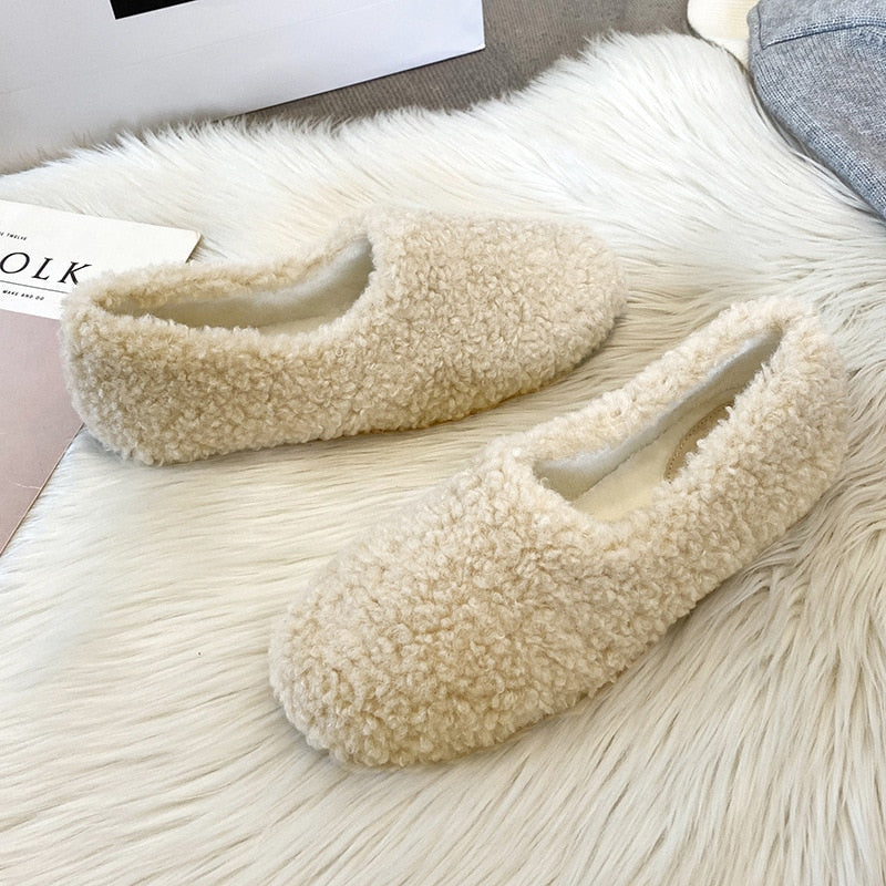 mvrsgreen Winter Luxury Lambwool Moccasins Femme Cotton Shoes New Women Warm Plush Loafers Curly Sheep Fur Flats Woman Shoes Slippers